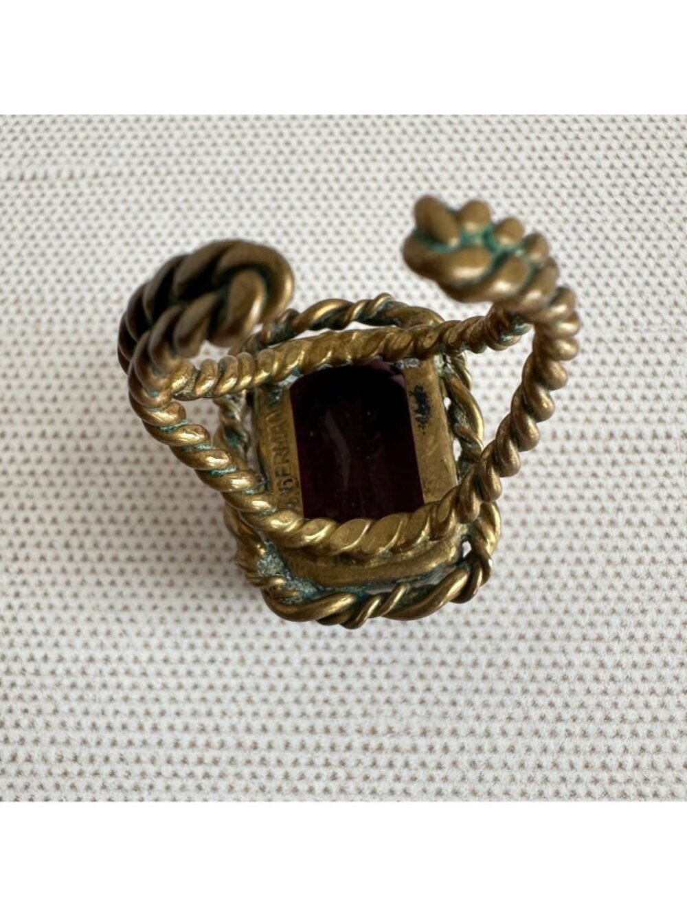 Vintage German Brass Ring Emerald Cut Purple Amethyst Glass Adjustable Size 6 - Picture 5 of 6